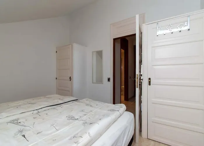 Parque Santiago Ii 271 - Two Bed With Pool View And Wifi Internet Playa de las Americas (Tenerife)