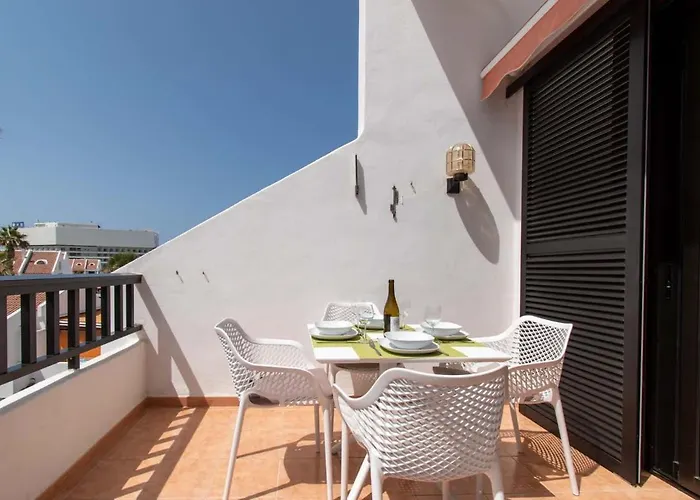 Parque Santiago Ii 271 - Two Bed With Pool View And Wifi Internet Playa de las Americas (Tenerife)